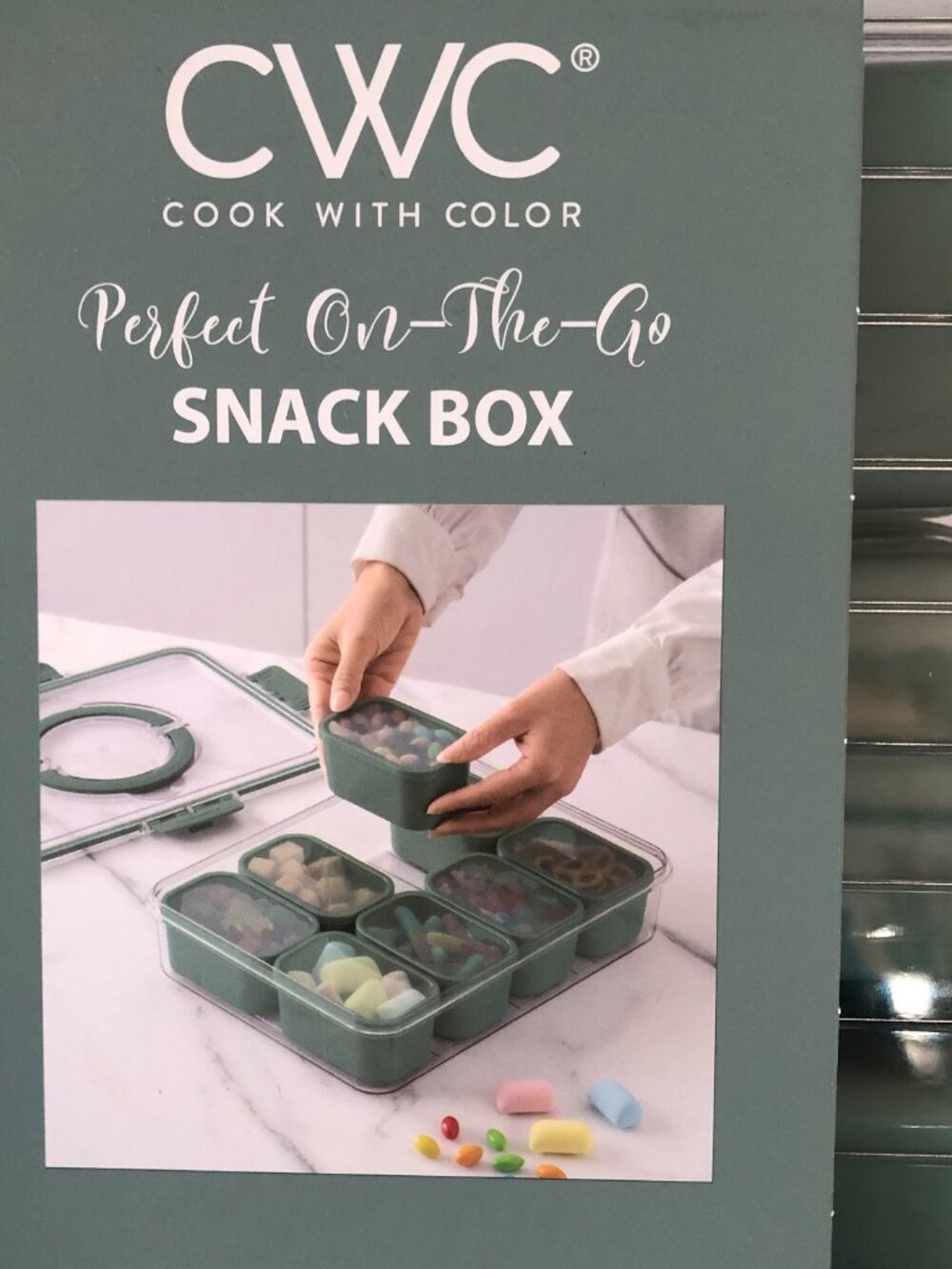 NEW - CWC (Cook with Color) Perfect On-the-Go Snack Box - Picture 13 of 13